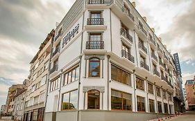 Grand Business Hotel